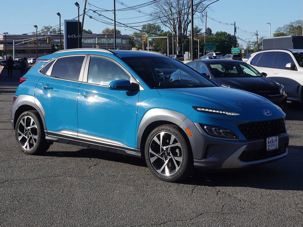Used 2022 Hyundai Kona Limited AWD/4WD image 47