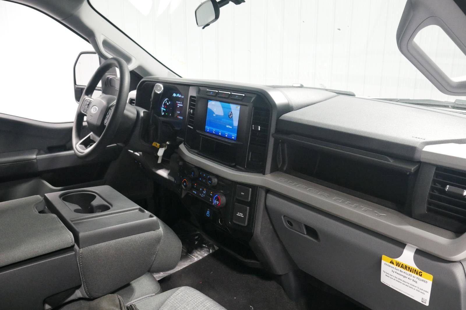 New 2024 Ford F550 4x4 Regular Cab Super Duty w/ XLT Value Package image 31