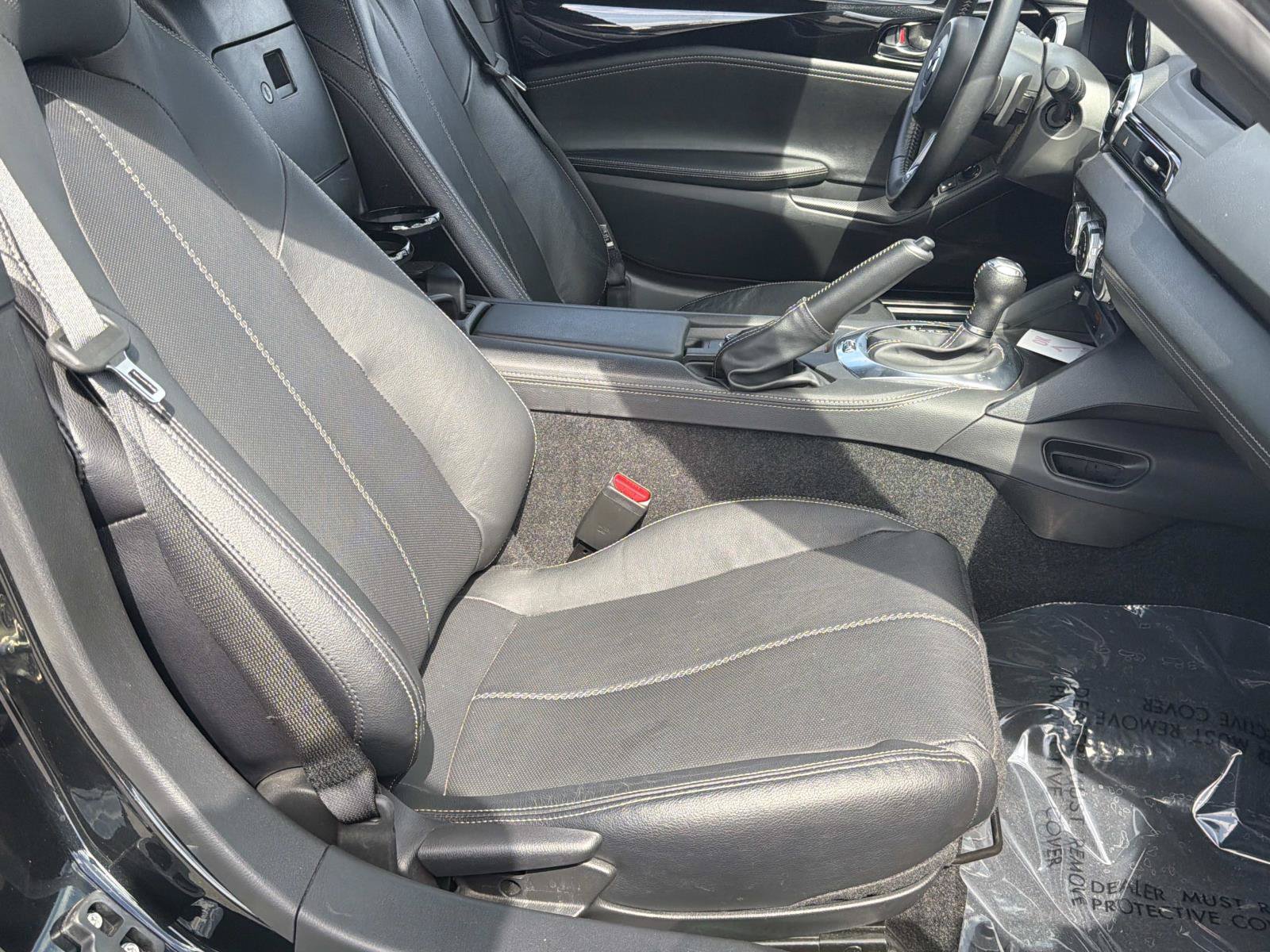 Used 2025 MAZDA MX-5 Miata RF Grand Touring RWD image 22