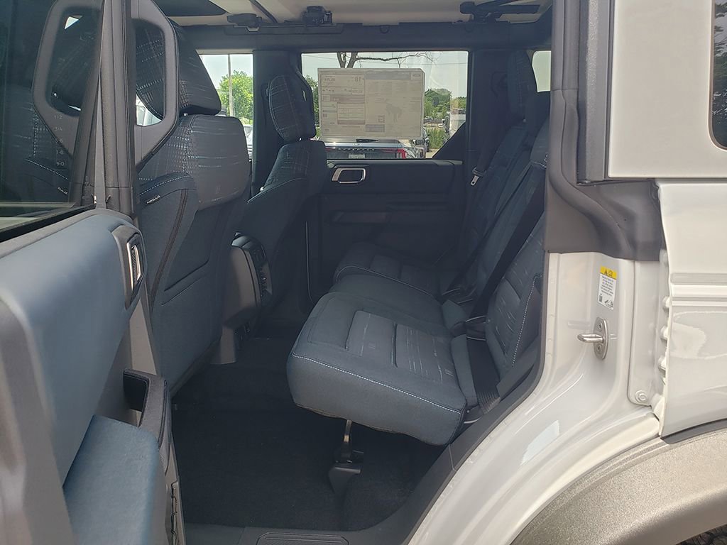 New 2026 Ford Bronco Heritage Edition AWD/4WD image 11