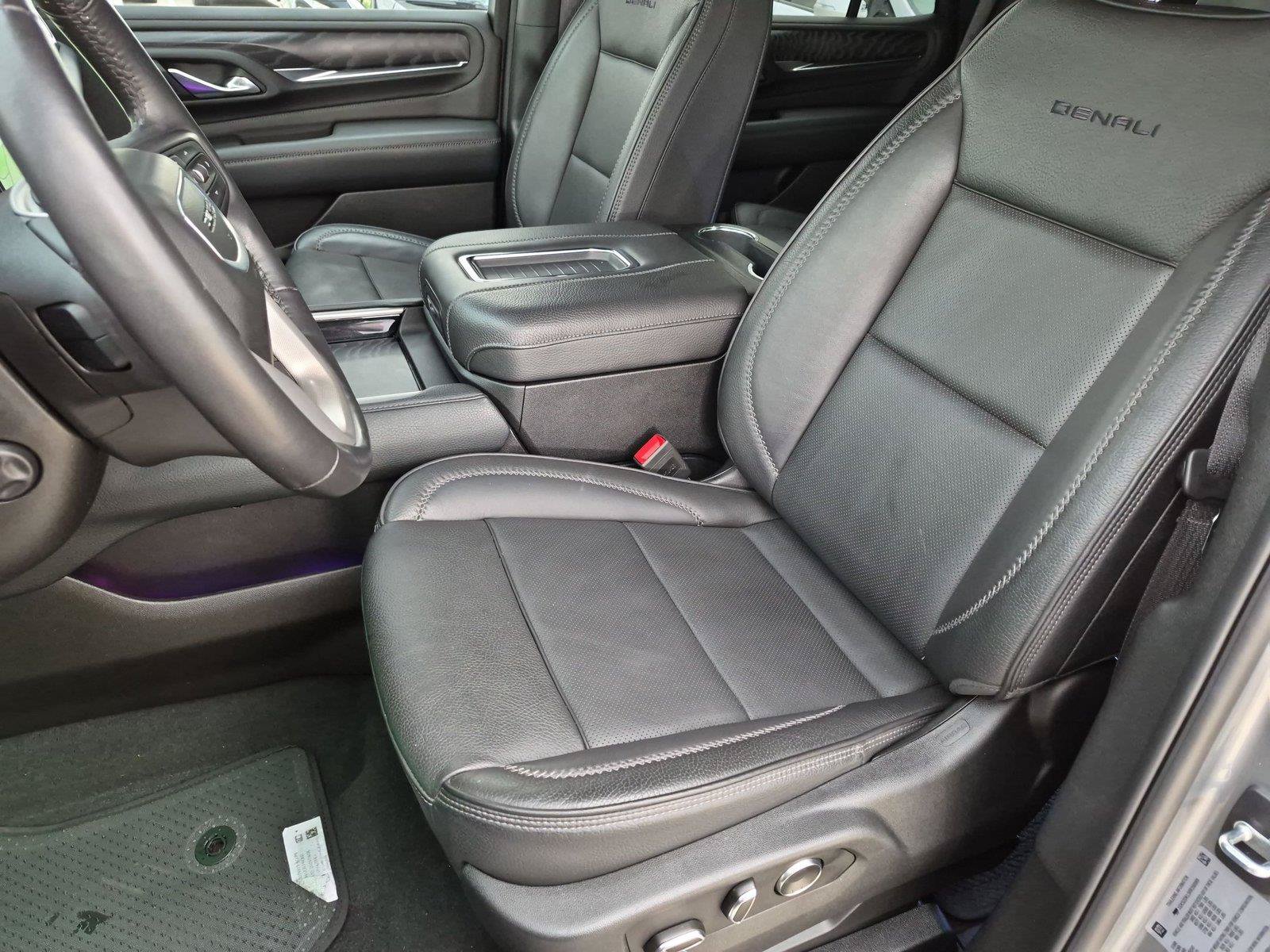 Used 2024 GMC Yukon Denali w/ Advanced Technology Package AWD/4WD image 28
