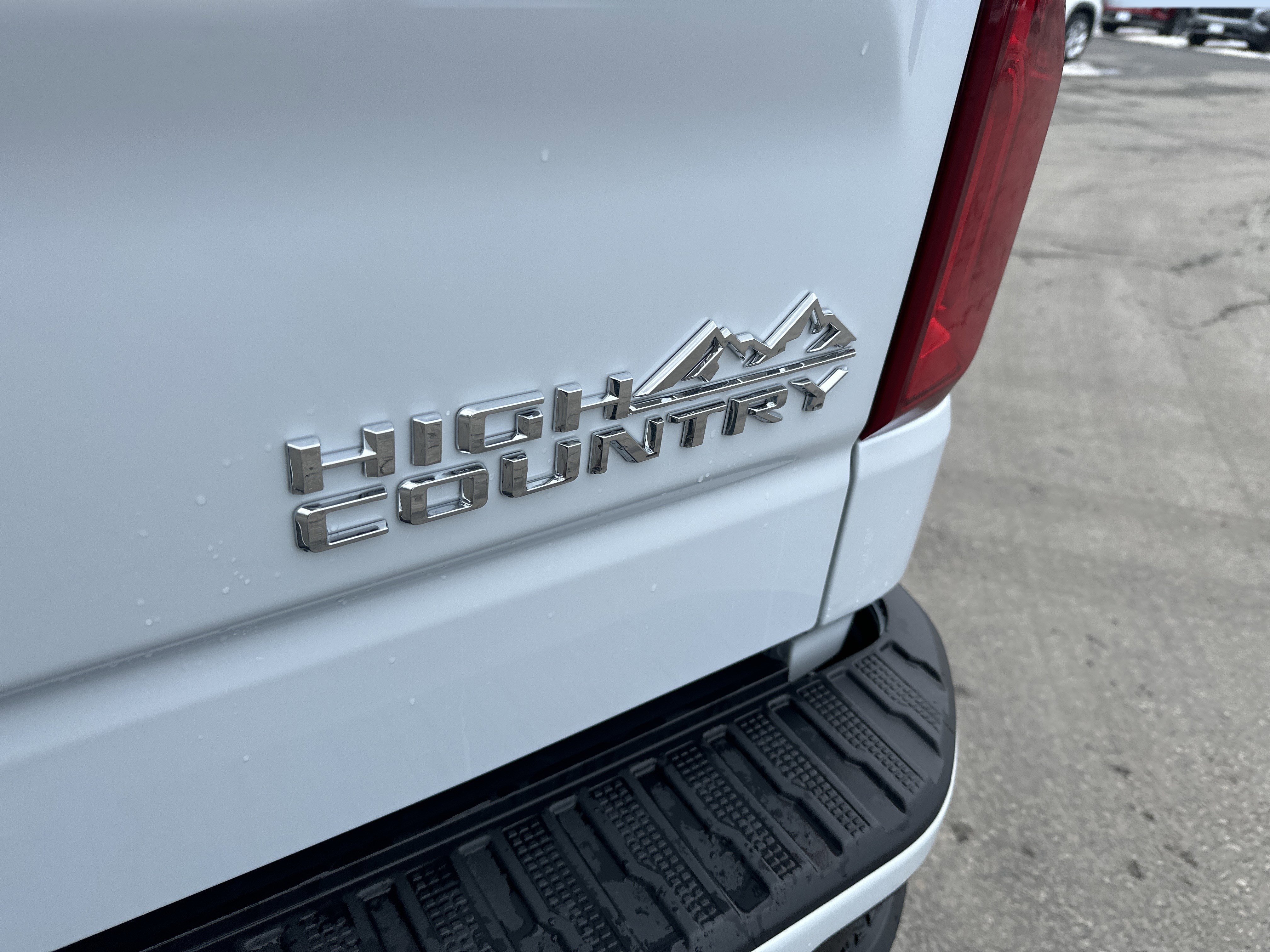 New 2026 Chevrolet Silverado 1500 High Country w/ High Country Premium Package image 5