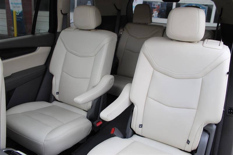 Used 2023 Cadillac XT6 Premium Luxury AWD/4WD image 25