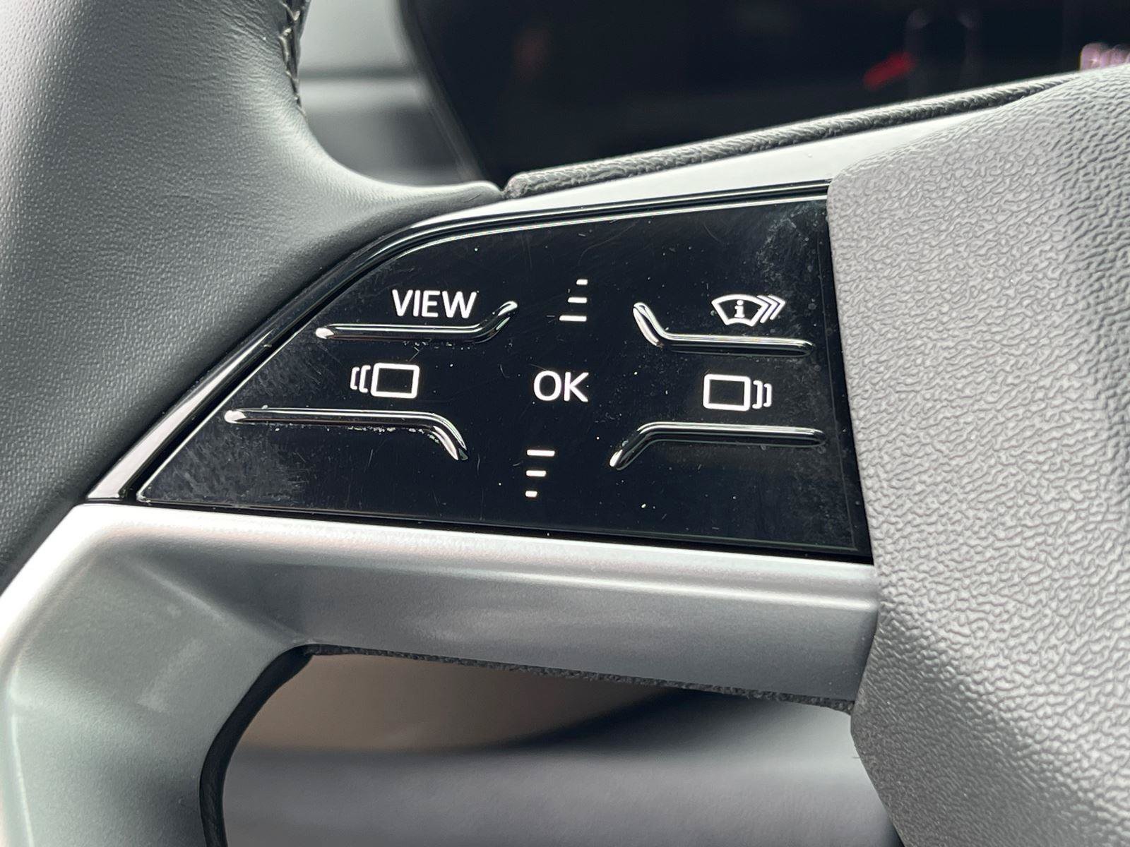 Used 2025 Audi Q5 Prestige AWD/4WD image 25