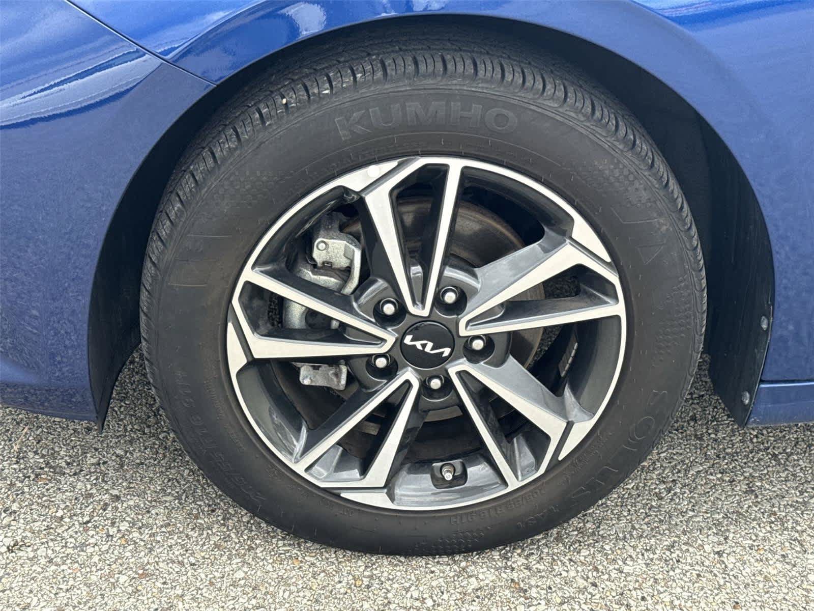 Used 2024 Kia Forte LXS w/ LXS Technology Package FWD image 10