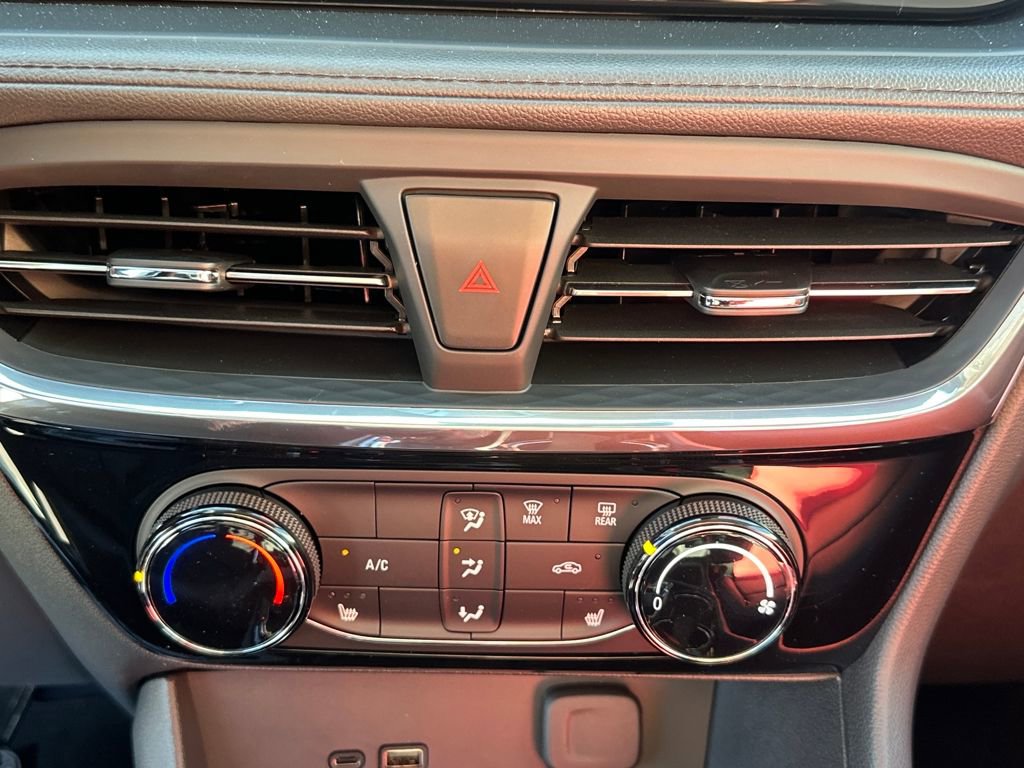 New 2026 Buick Encore GX Sport Touring w/ Advanced Technology Package image 21