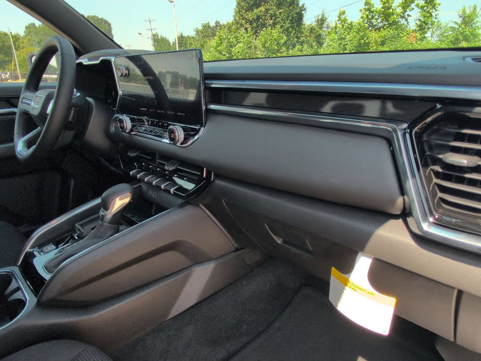 New 2026 GMC Canyon Elevation w/ Convenience Package RWD image 31