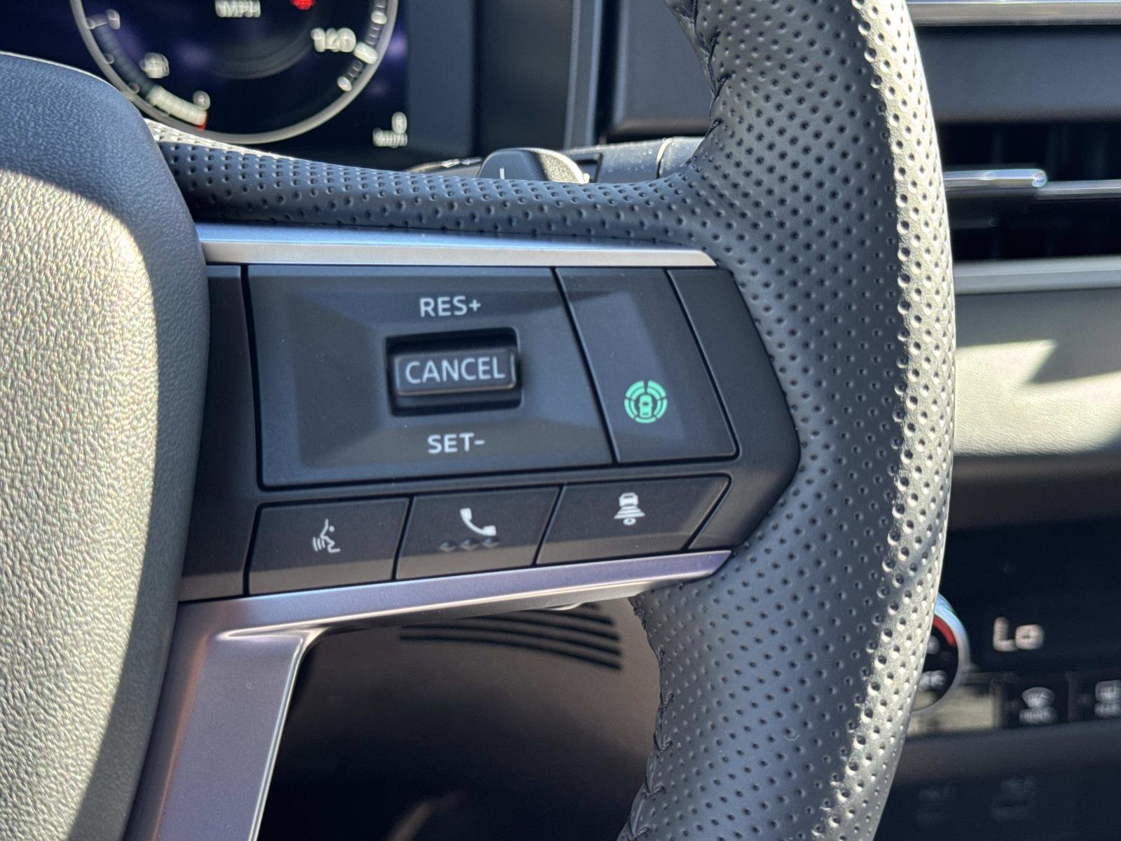 New 2025 Mitsubishi Outlander 4WD Plug-In Hybrid image 21