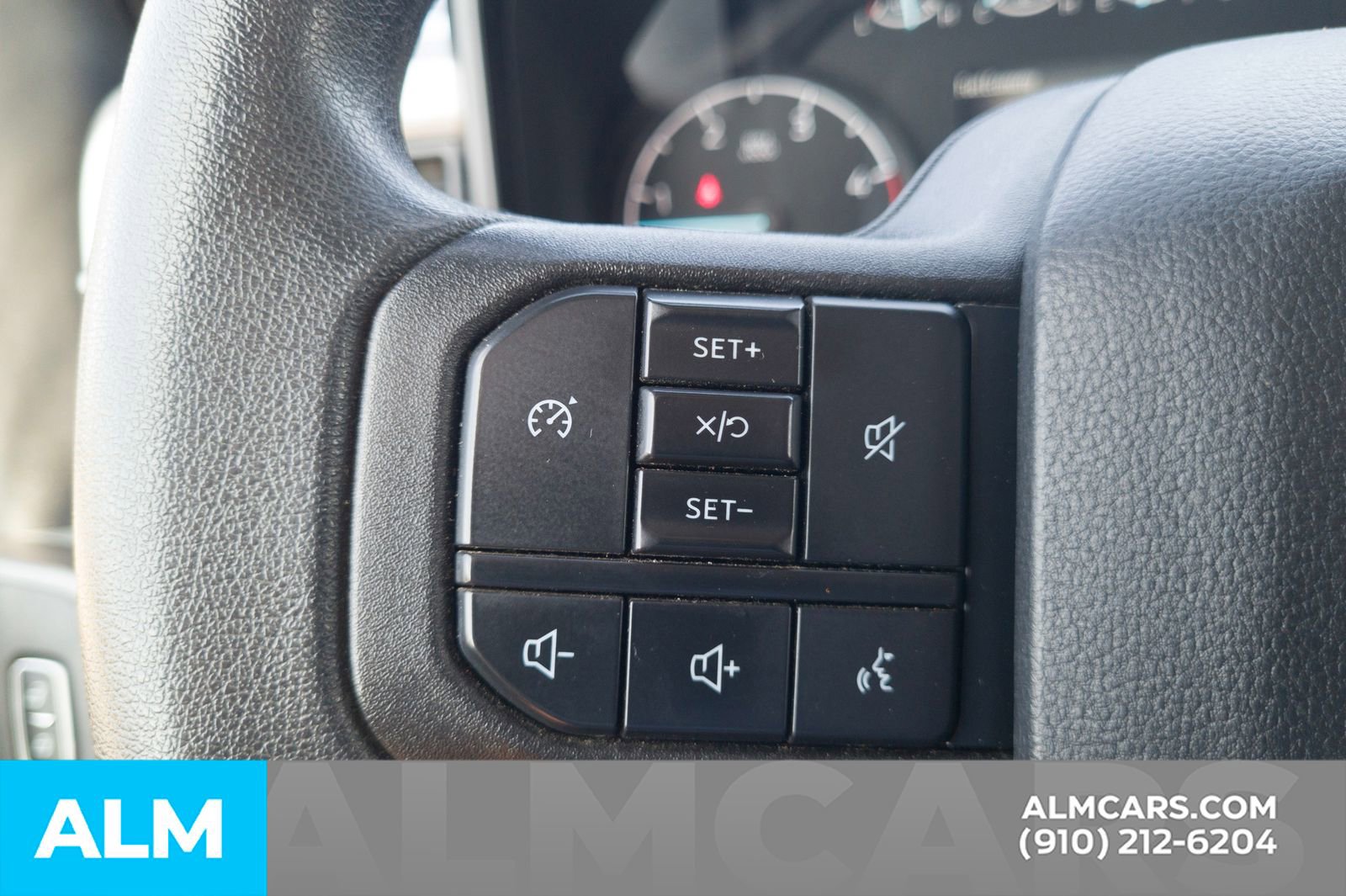 Used 2025 Ford F350 XLT image 29