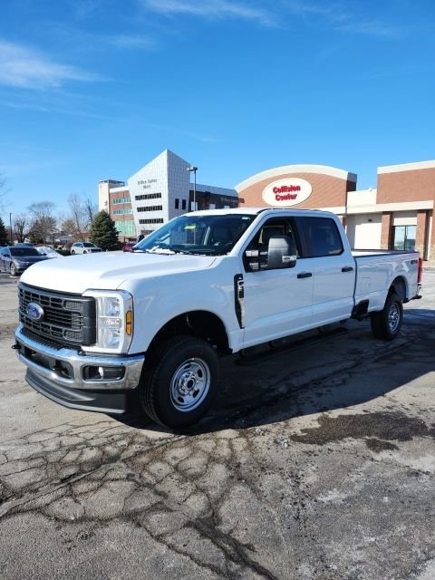 New 2026 Ford F350 XL w/ XL Chrome Package image 3