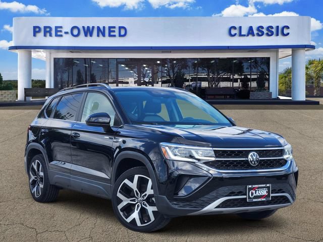 Used 2022 Volkswagen Taos SEL AWD/4WD image 1