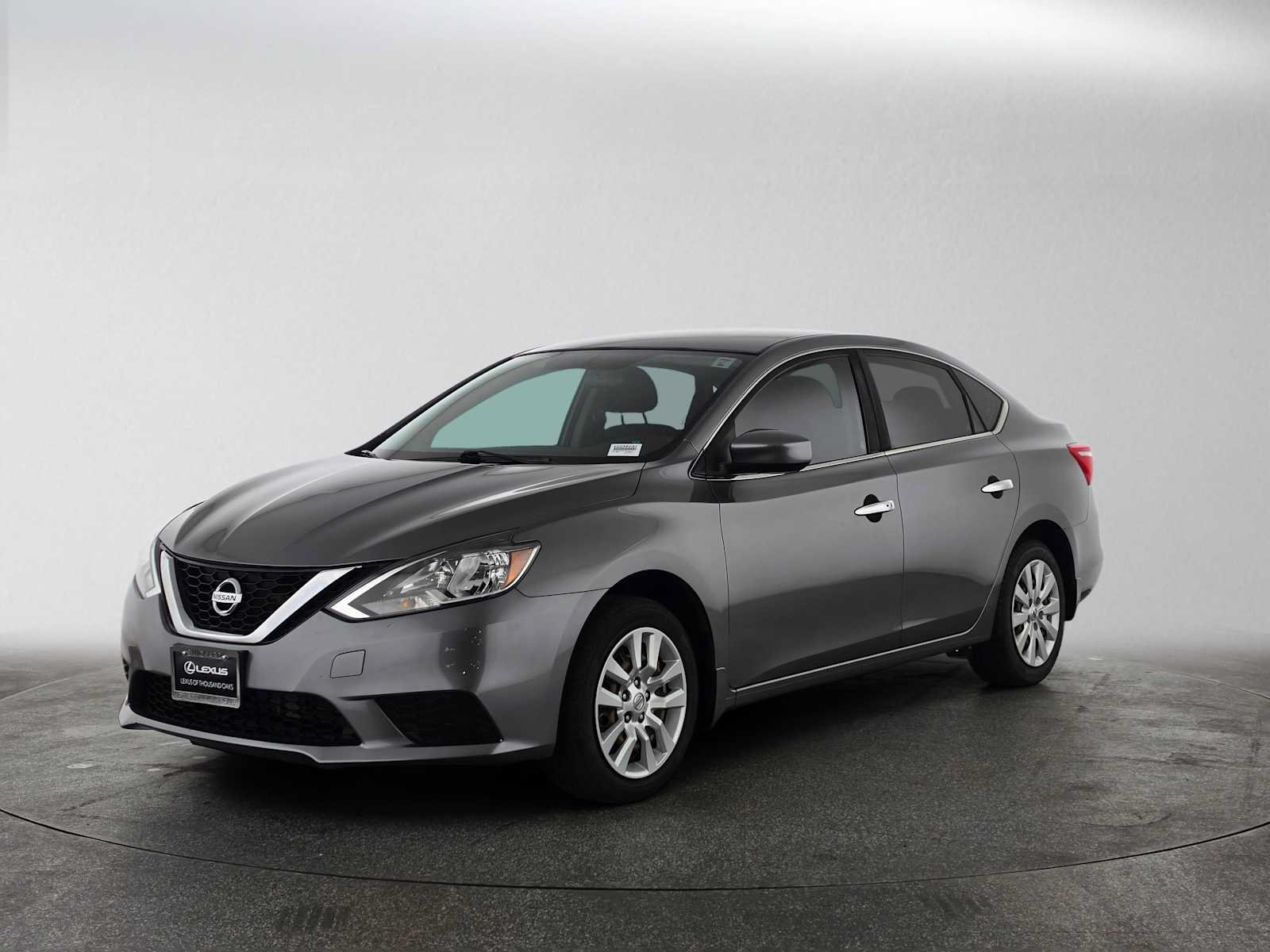 Used 2017 Nissan Sentra SV w/ Driver's Assist Package FWD image 7