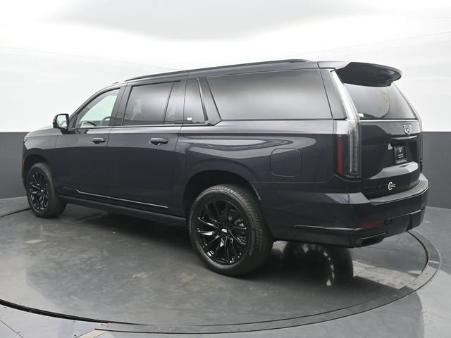 New 2026 Cadillac Escalade ESV Sport w/ LPO, ONYX Package AWD/4WD image 3