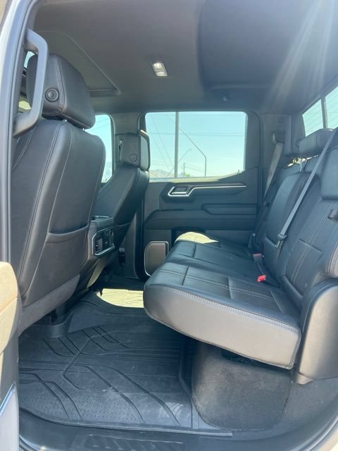 Used 2025 Chevrolet Silverado 1500 High Country w/ High Country Premium Package AWD/4WD image 30