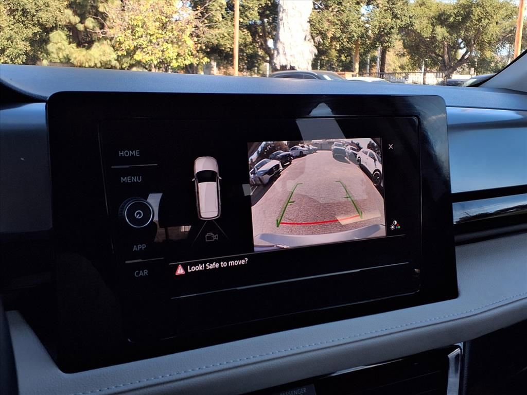 Certified 2025 Volkswagen Taos S image 11