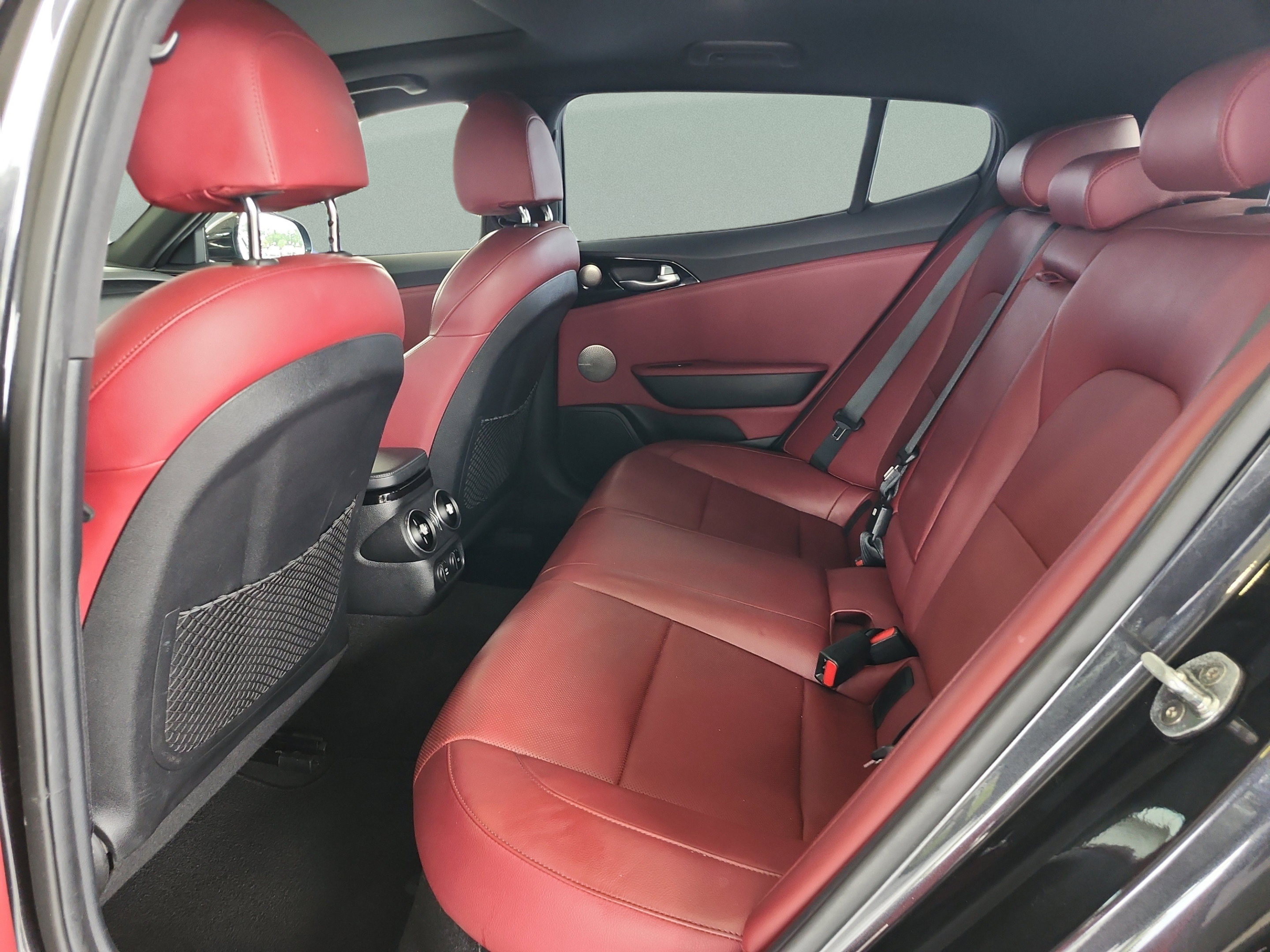 Used 2021 Kia Stinger GT-Line w/ Sun & Sound Package RWD image 17