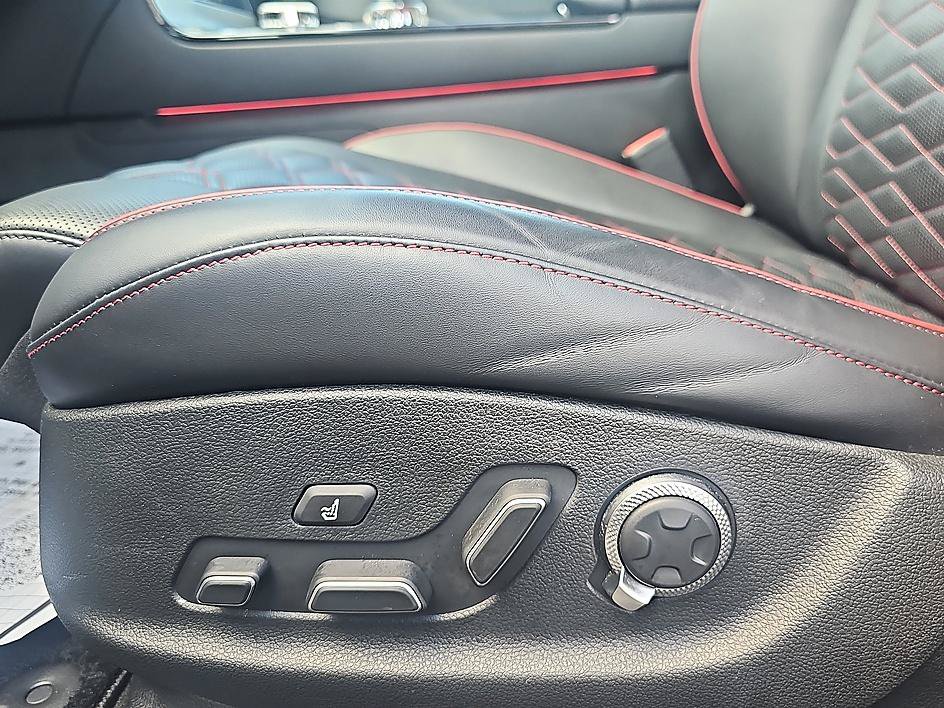 Used 2025 Genesis G80 3.5T Sport Prestige AWD/4WD image 16