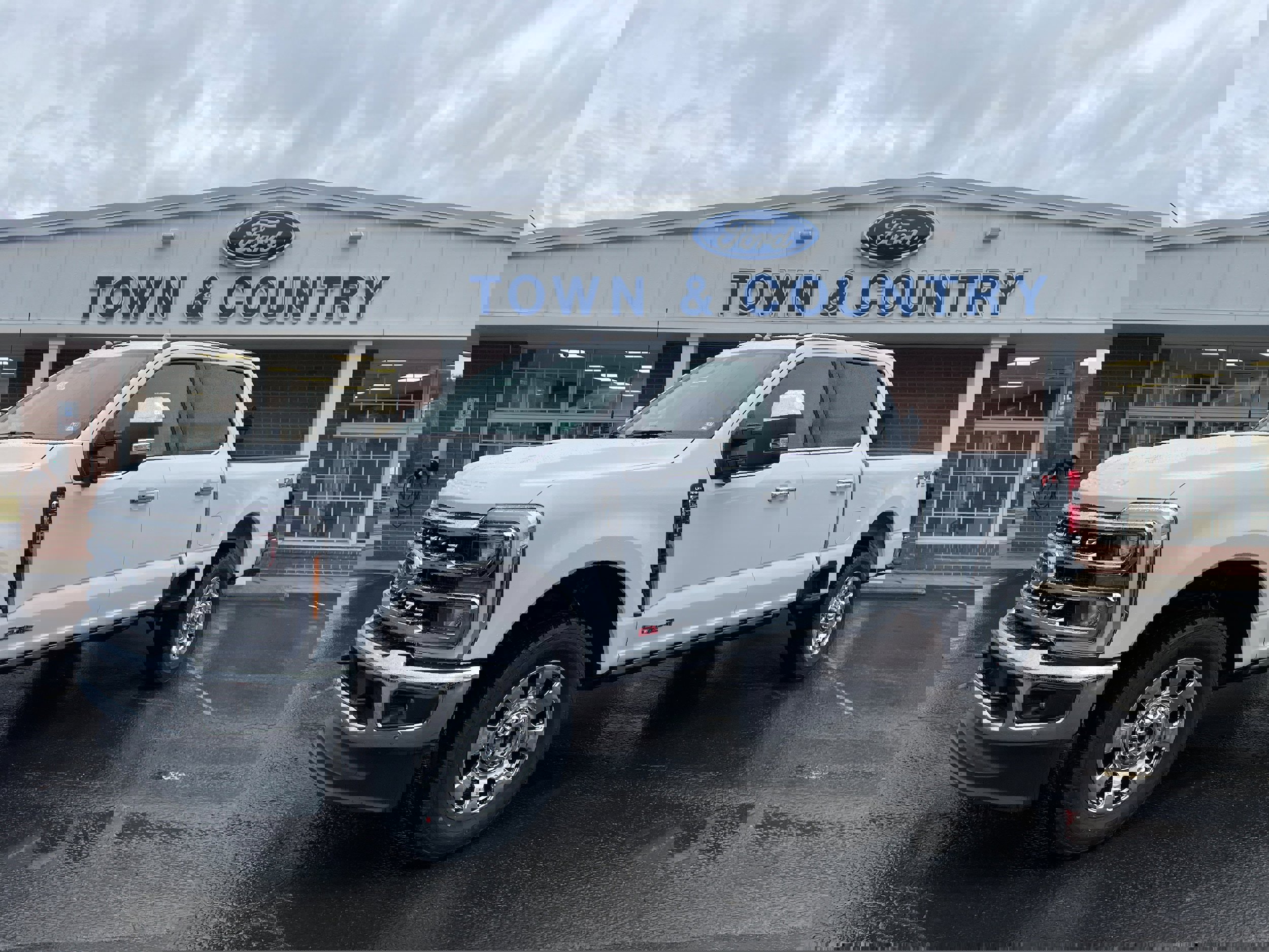 New 2026 Ford F350 Lariat w/ Lariat Ultimate Package image 8