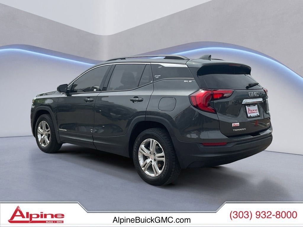 Used 2020 GMC Terrain SLE w/ Driver Convenience Package AWD/4WD image 3