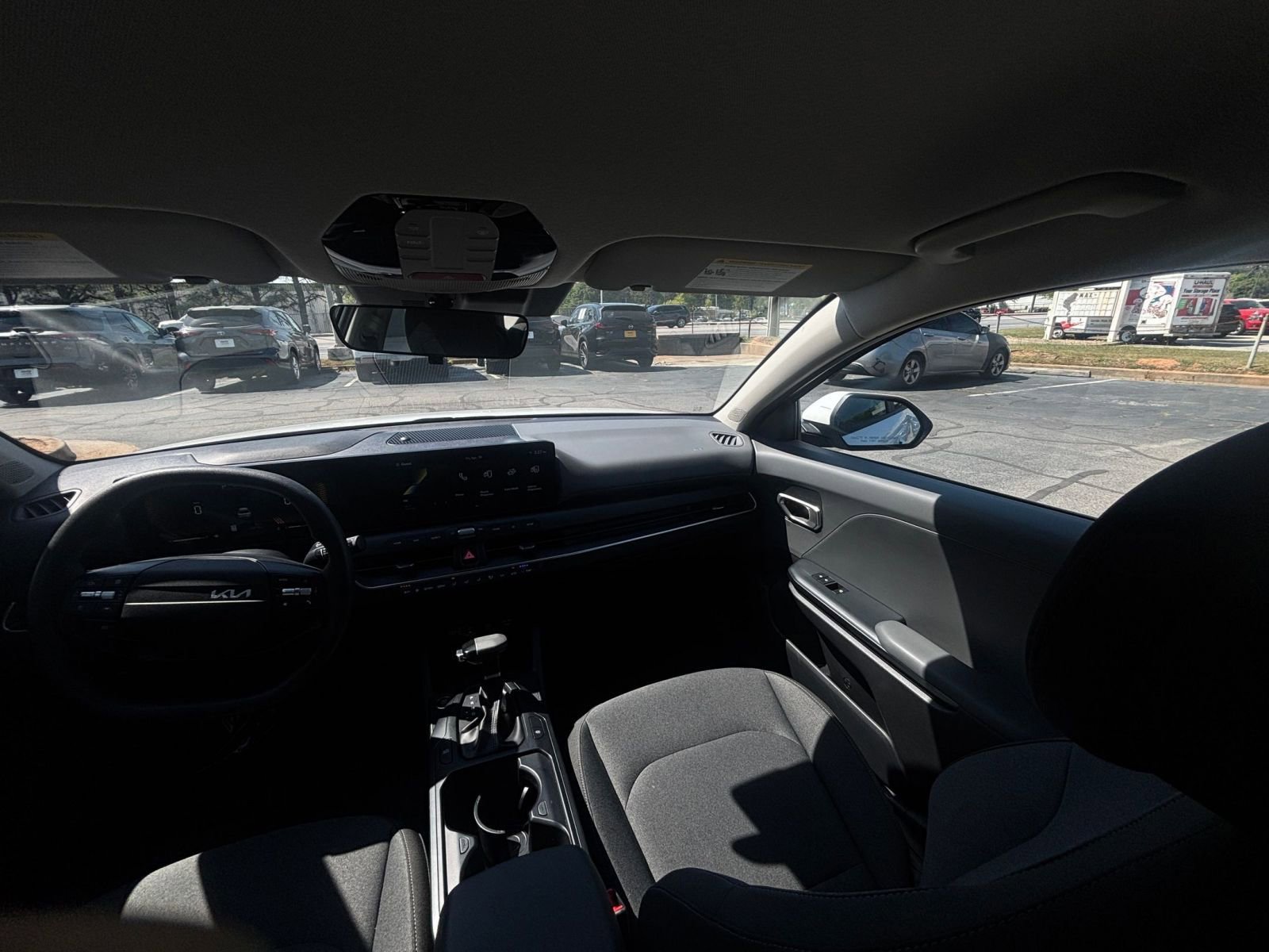 Used 2025 Kia K4 FWD image 35
