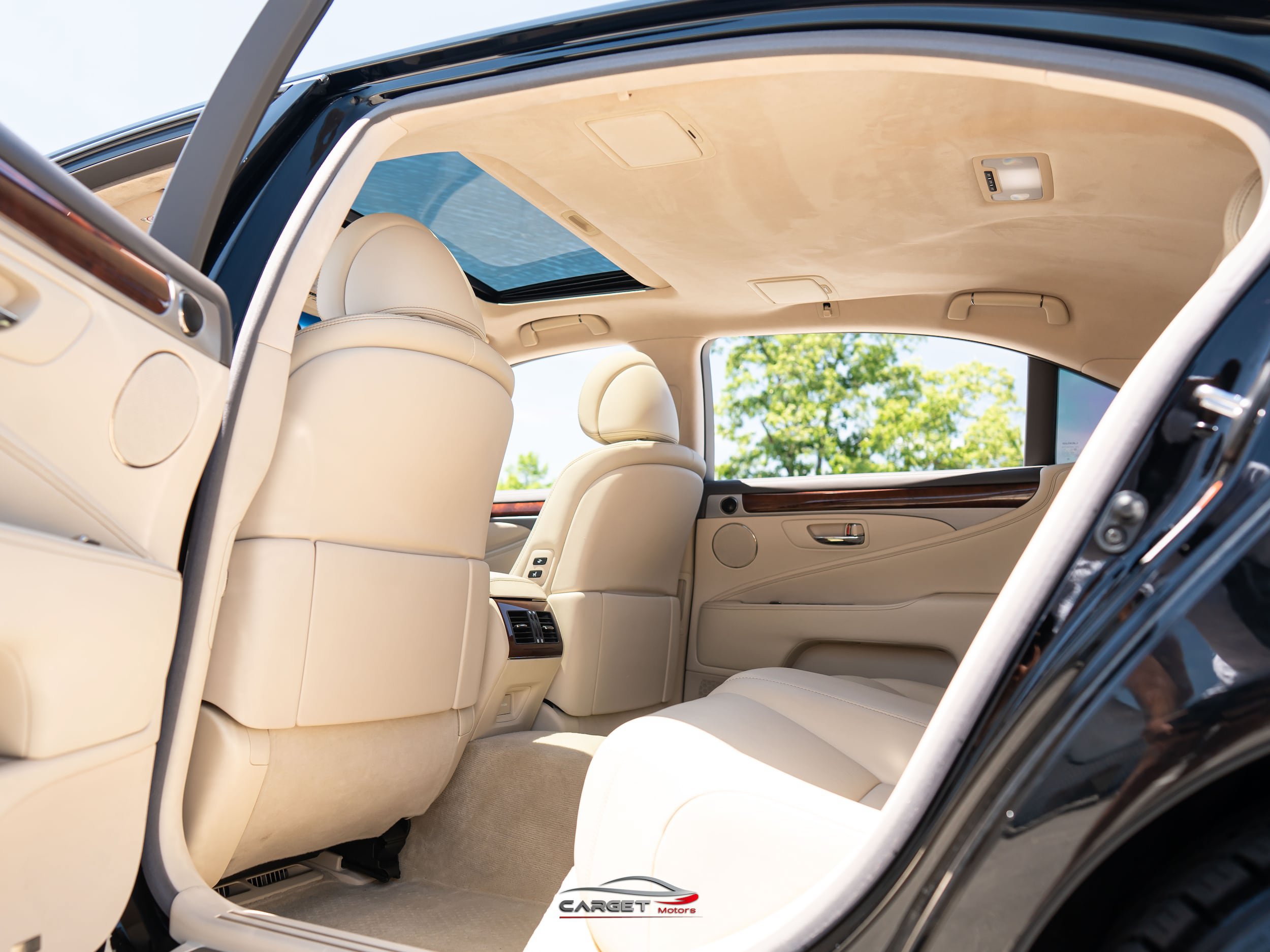 Used 2017 Lexus LS 460 L RWD image 21