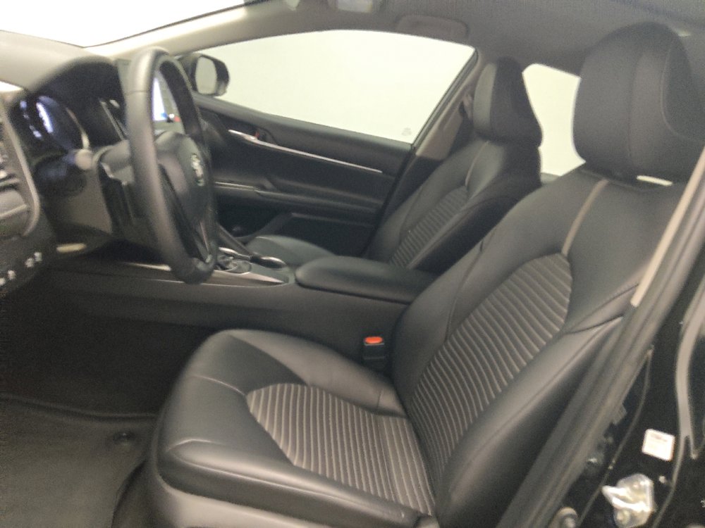 Used 2021 Toyota Camry SE FWD image 17