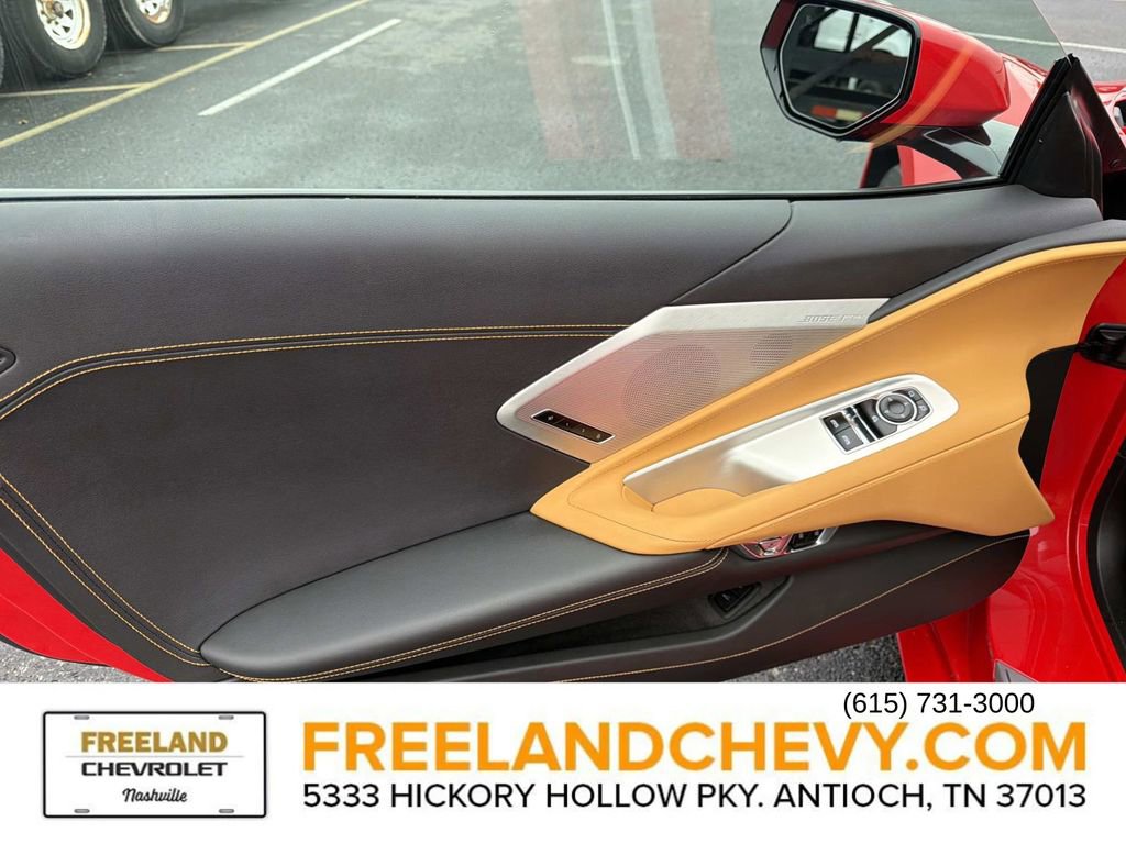 Used 2021 Chevrolet Corvette Stingray Preferred Cpe w/ Z51 Performance Package image 17