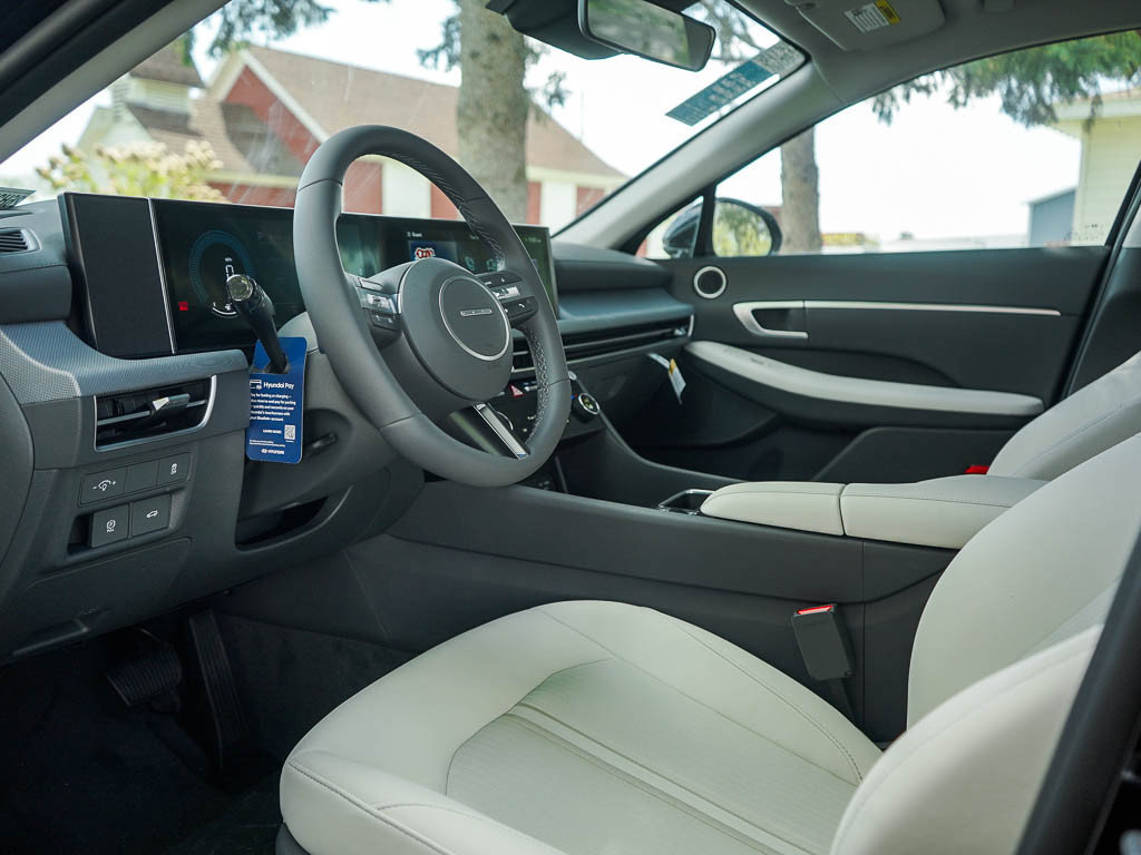New 2026 Hyundai Sonata SEL AWD/4WD image 16