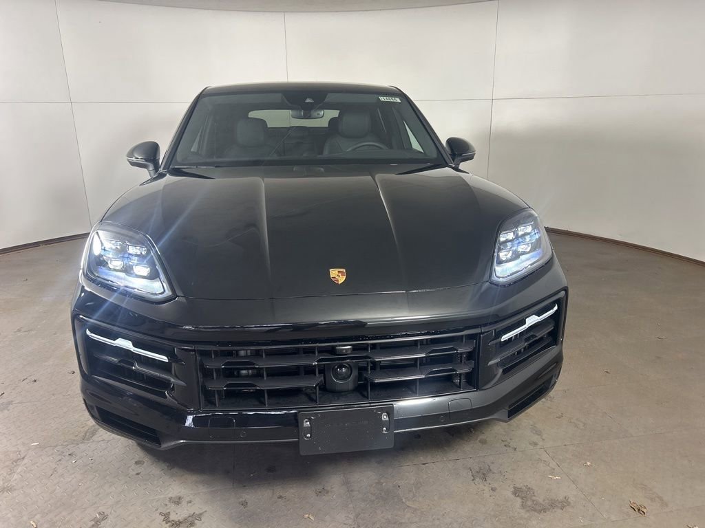 Certified 2026 Porsche Cayenne Coupe image 10