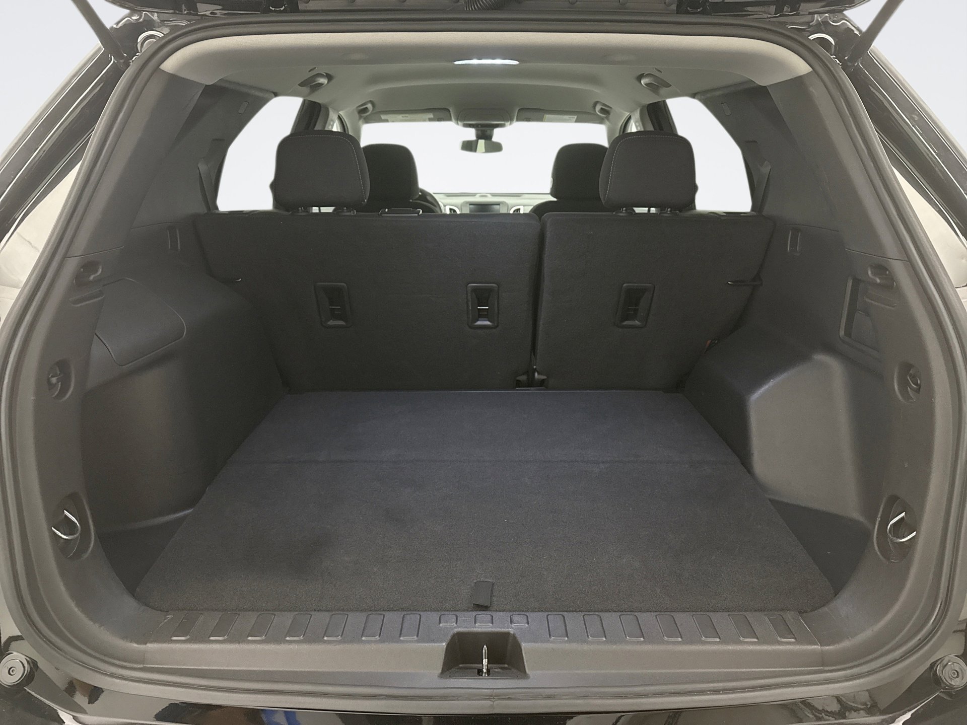 Used 2024 Chevrolet Equinox LT image 19