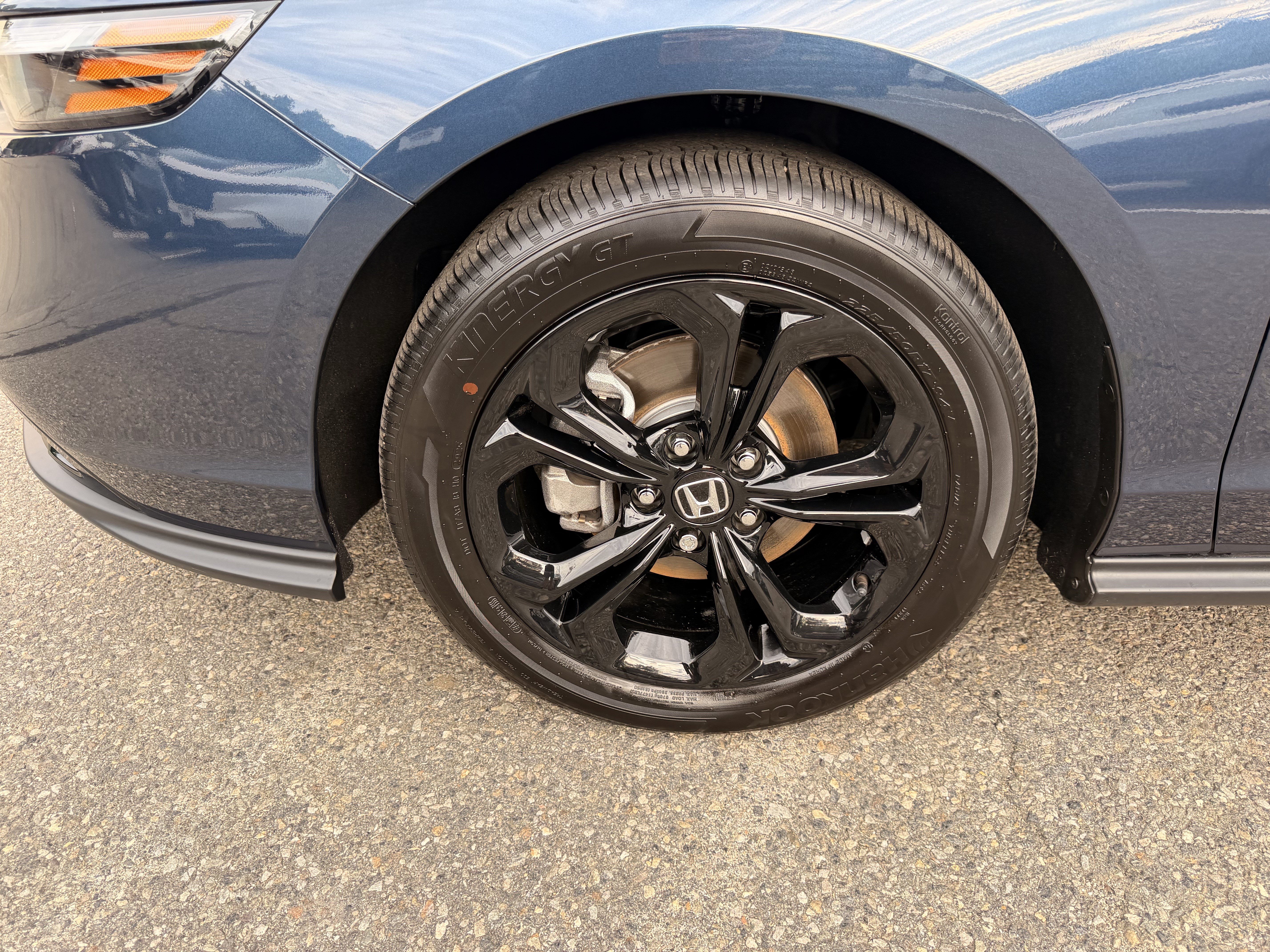 Certified 2025 Honda Accord SE image 7