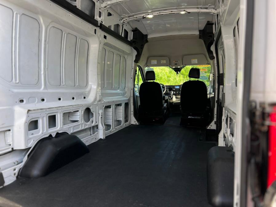 Used 2022 Ford Transit 250 148 High Roof AWD image 32