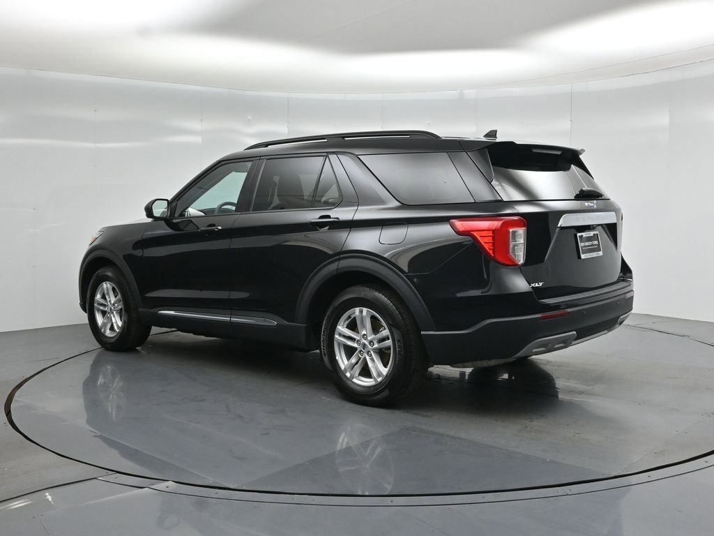 Certified 2023 Ford Explorer XLT w/ Equipment Group 202A RWD image 6