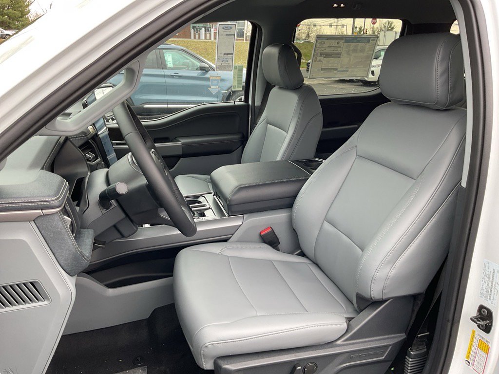 New 2025 Ford F150 Lightning Flash image 18