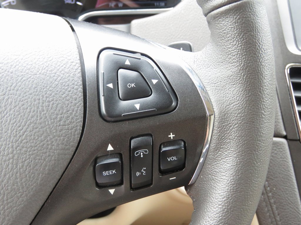 Used 2019 Lincoln MKT AWD image 24