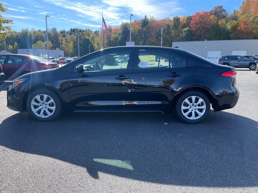 New 2026 Toyota Corolla LE image 2