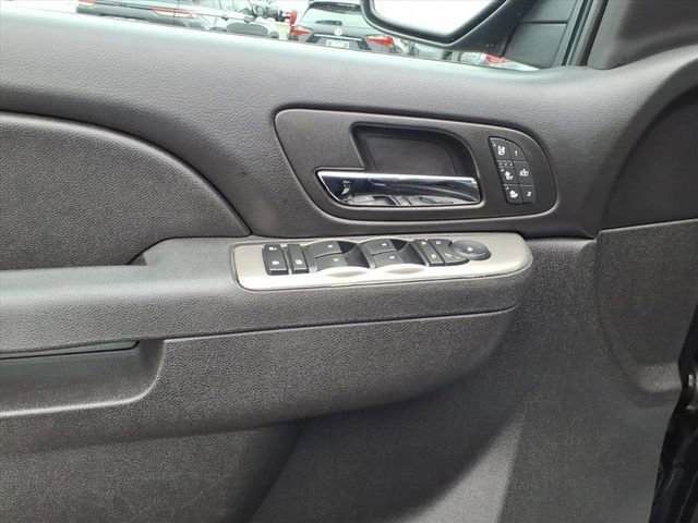 Used 2013 Chevrolet Silverado 1500 LTZ AWD/4WD image 13