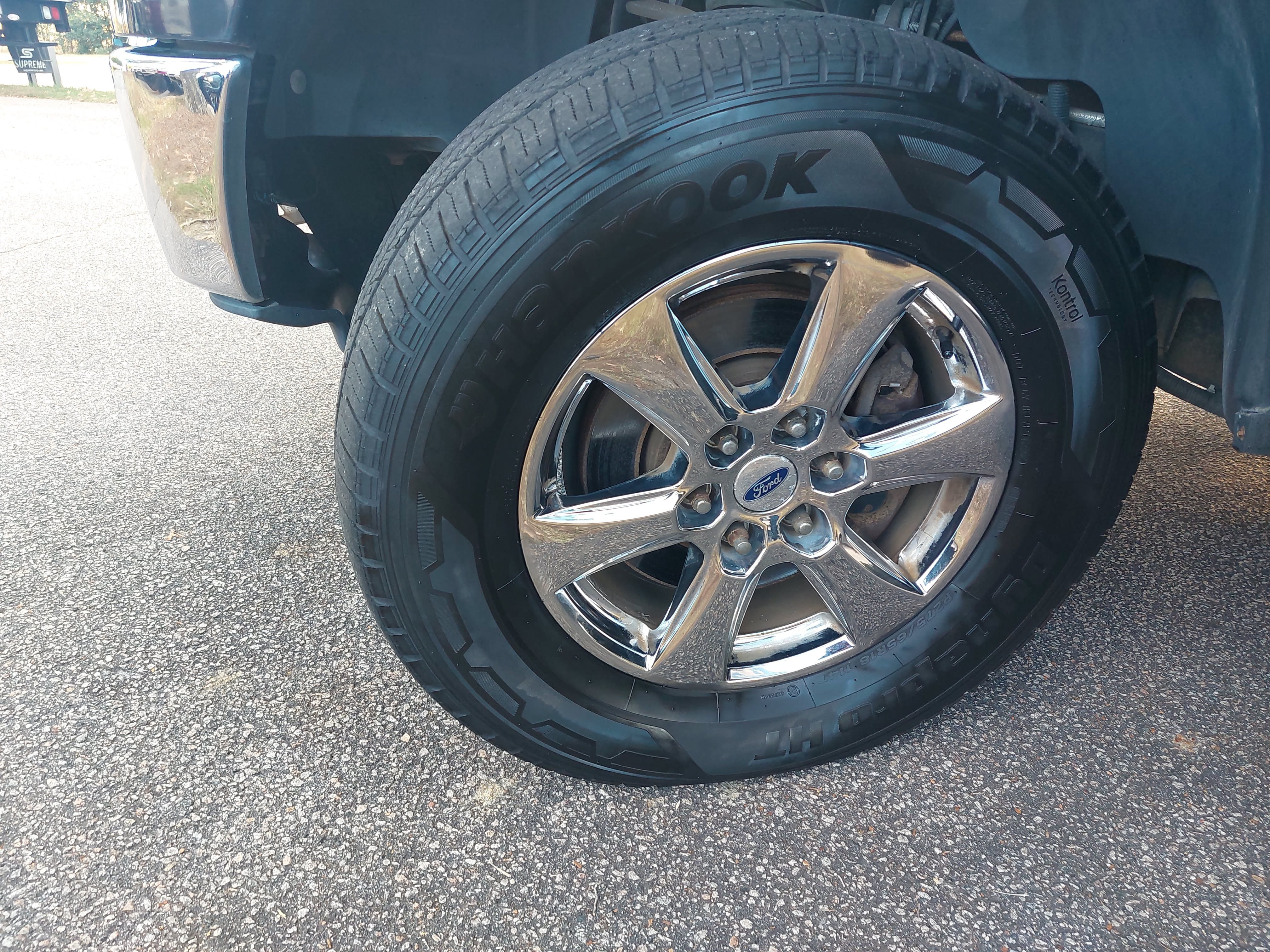 Used 2011 Ford F150 XLT w/ XLT Chrome Pkg AWD/4WD image 27