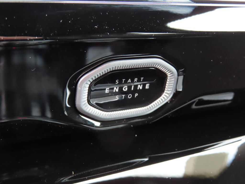 New 2026 Jeep Grand Cherokee Summit AWD/4WD image 16