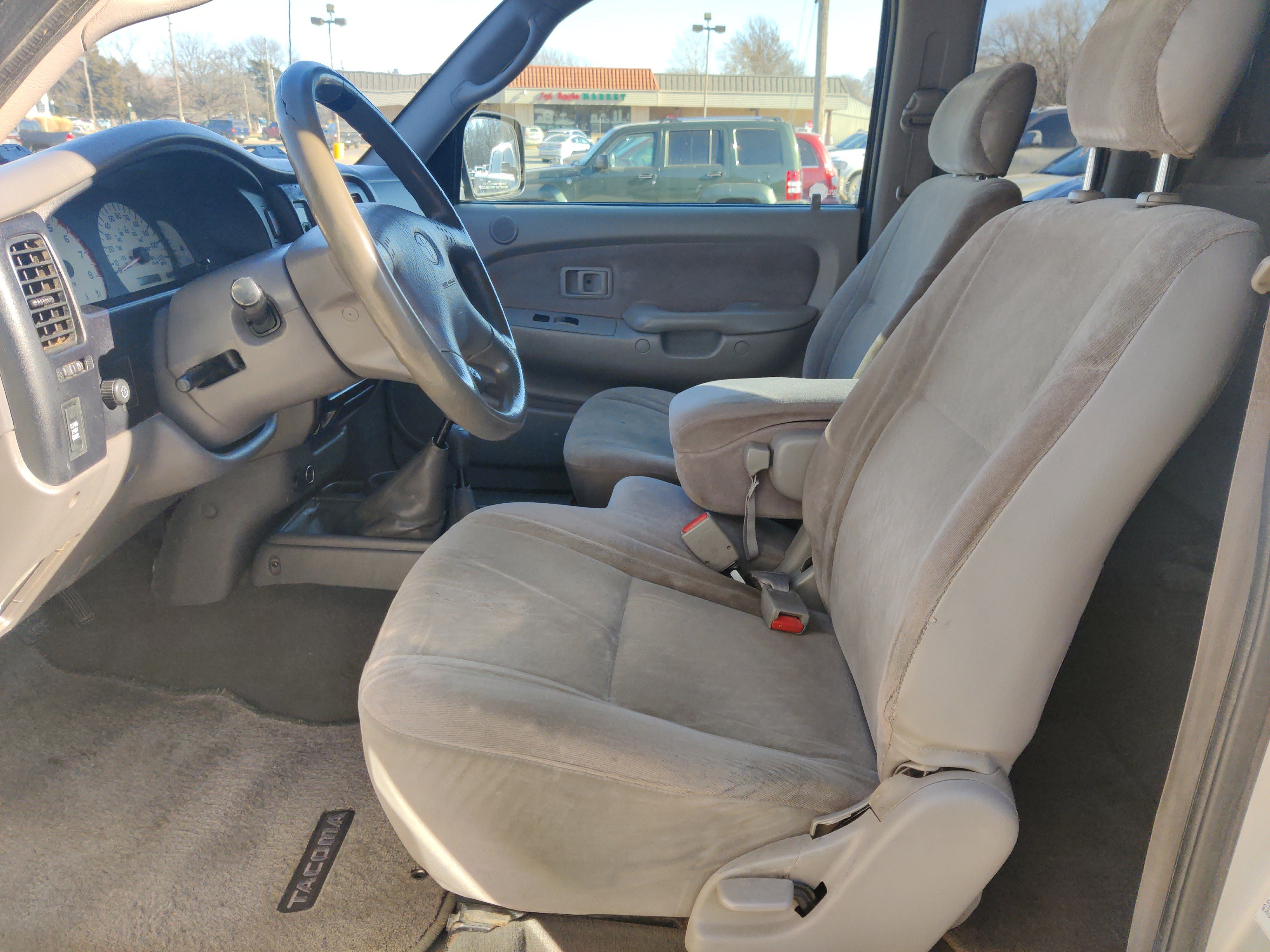 Used 2004 Toyota Tacoma 4x4 Xtracab image 18