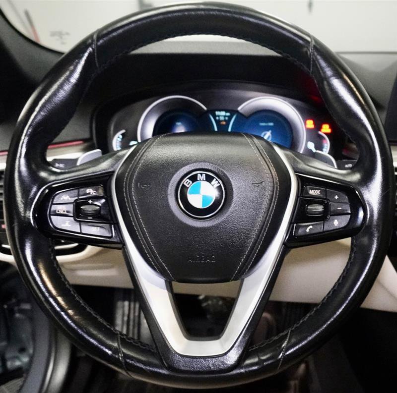 Used 2018 BMW 540i image 12