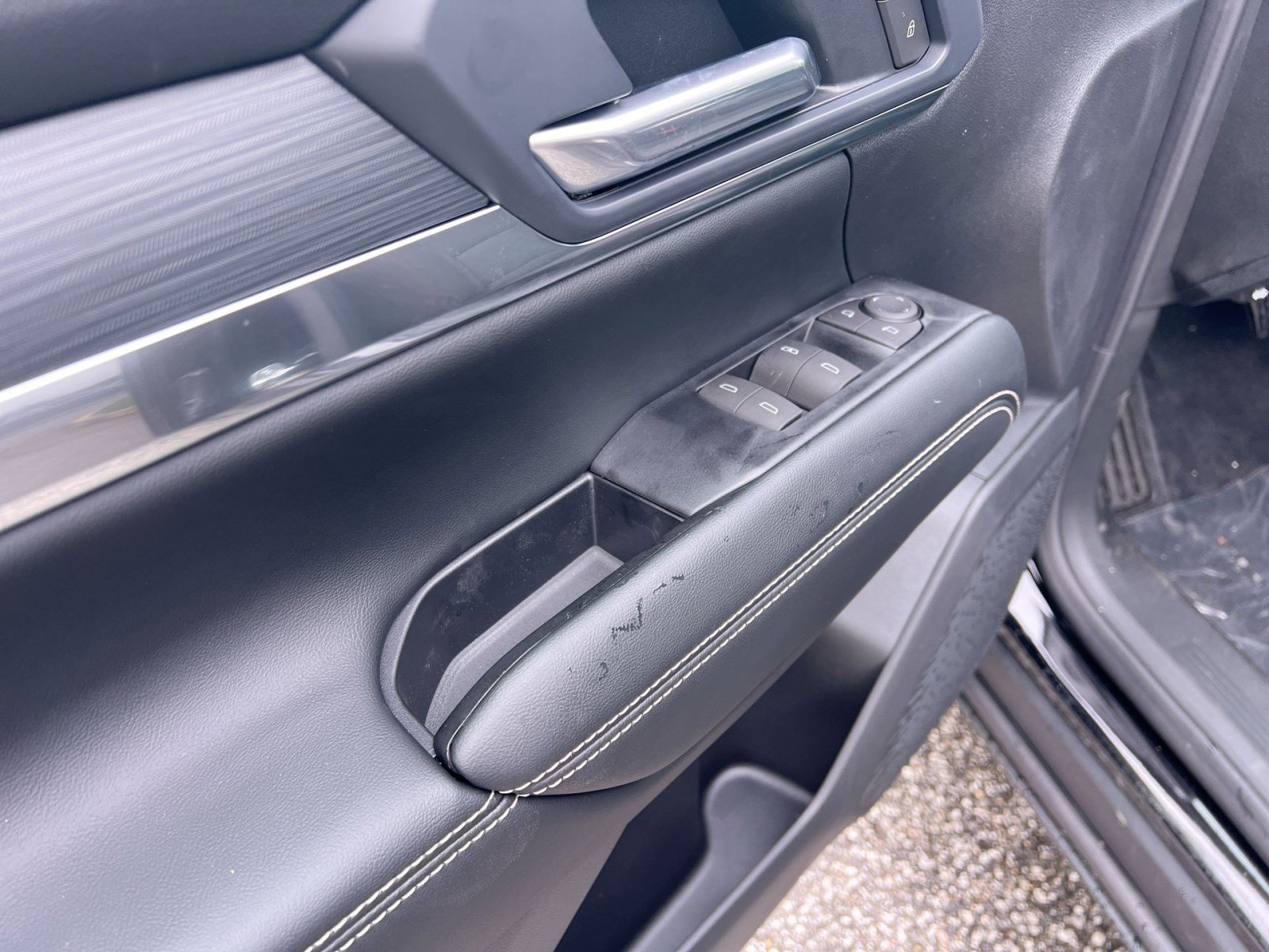 New 2026 GMC Terrain Elevation w/ Black Edition image 13