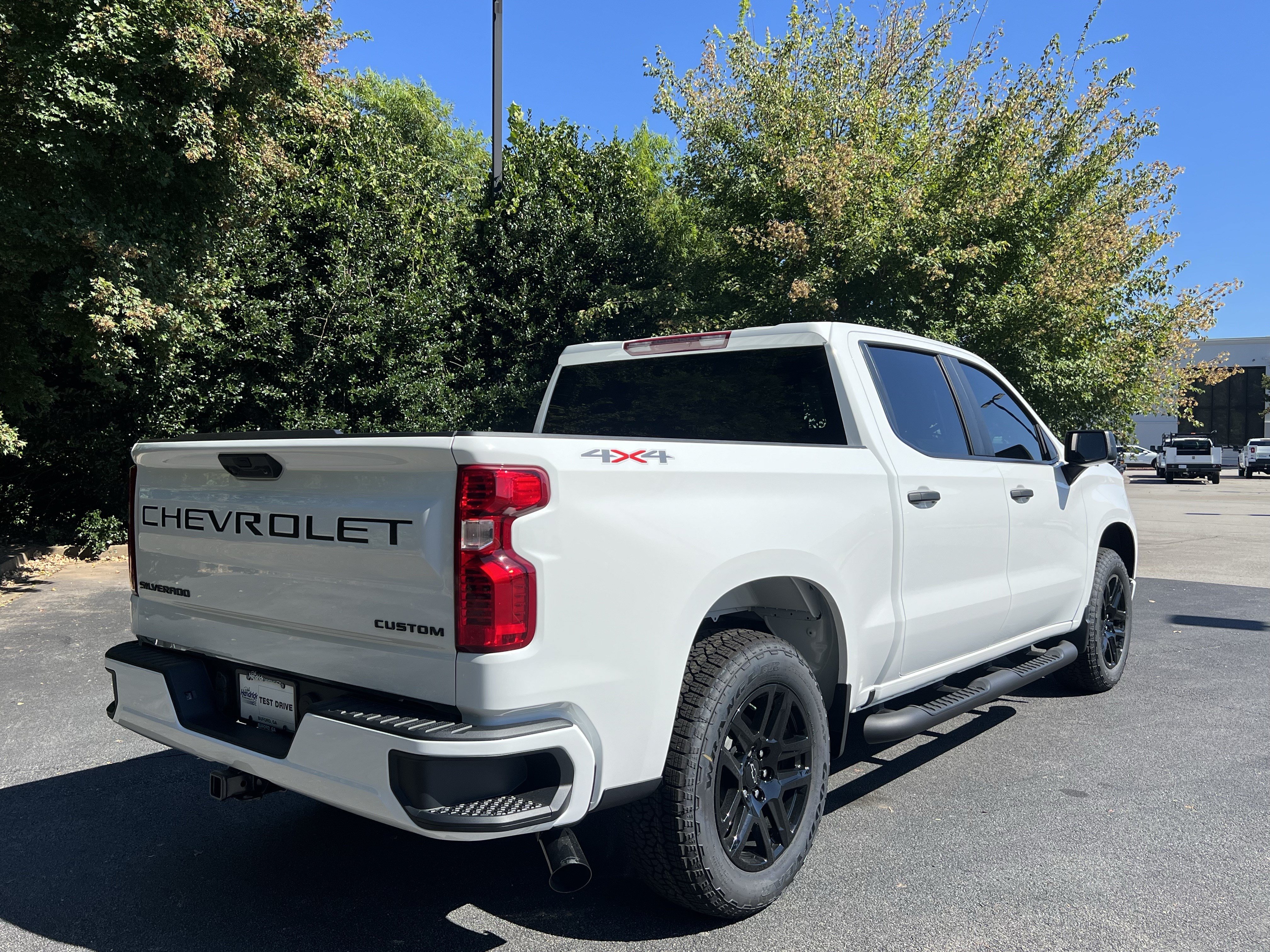 New 2026 Chevrolet Silverado 1500 Custom w/ Turbomax Blackout Package AWD/4WD image 9