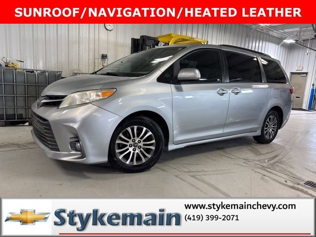 Used 2019 Toyota Sienna XLE w/ XLE Navigation Package