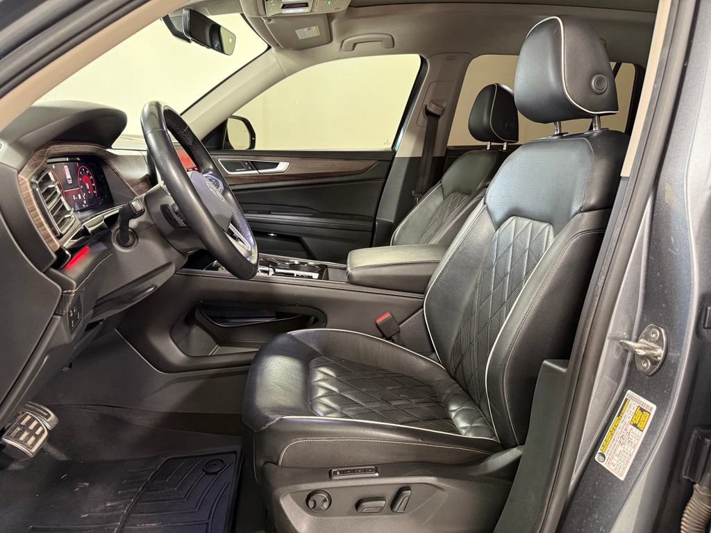 Used 2024 Volkswagen Atlas SEL Premium R-Line AWD/4WD image 10