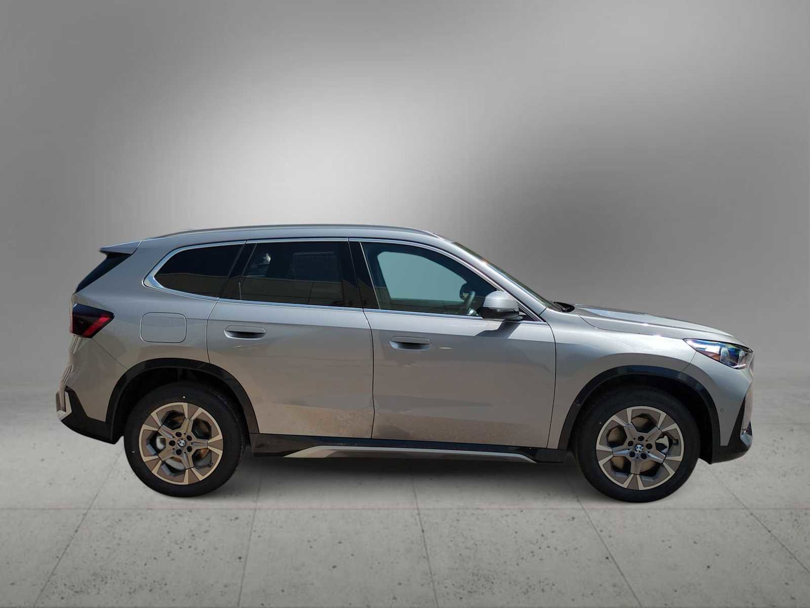 New 2026 BMW X1 xDrive28i image 9