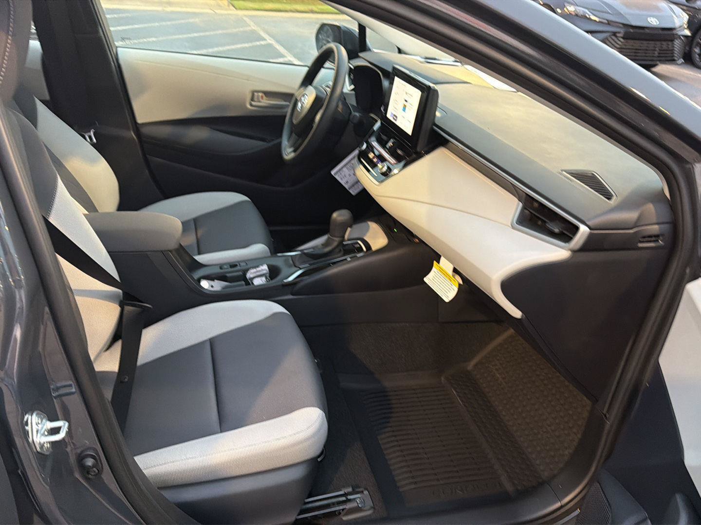 New 2026 Toyota Corolla LE w/ LE Premium Package FWD image 13