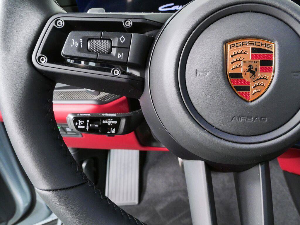 New 2026 Porsche Cayenne GTS AWD/4WD image 10