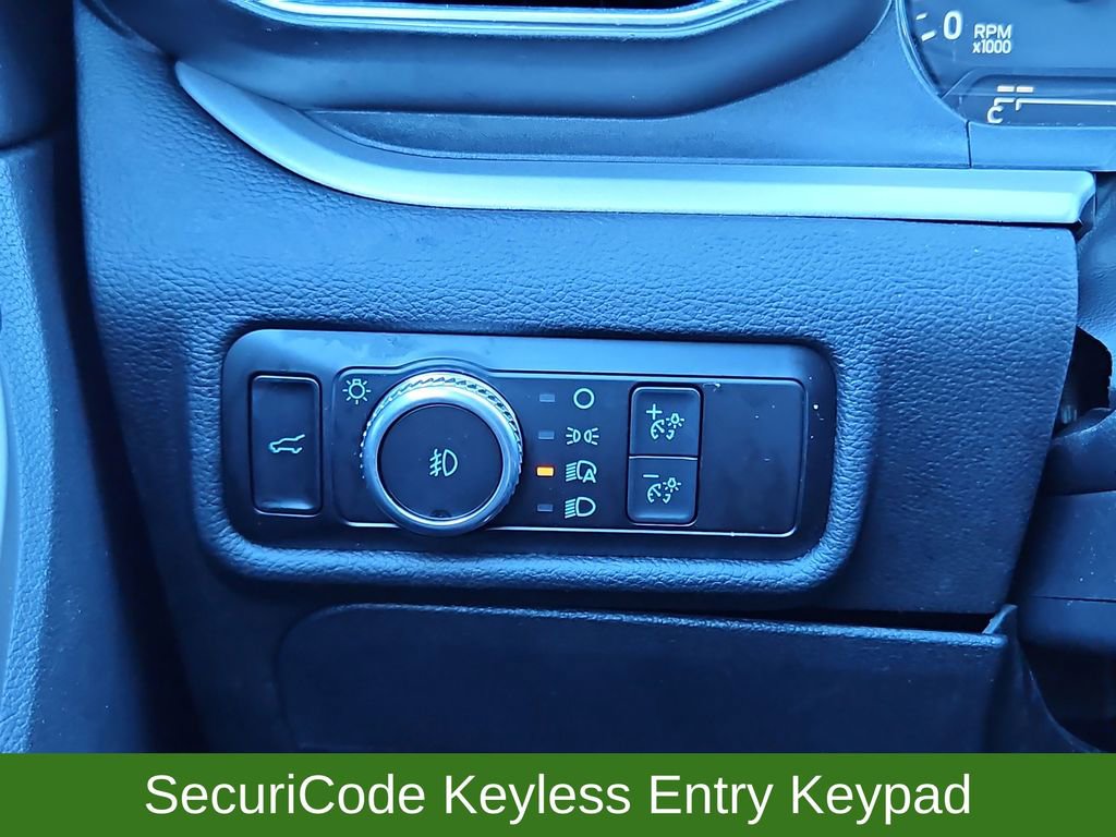 Used 2022 Ford Explorer XLT w/ Equipment Group 202A image 15