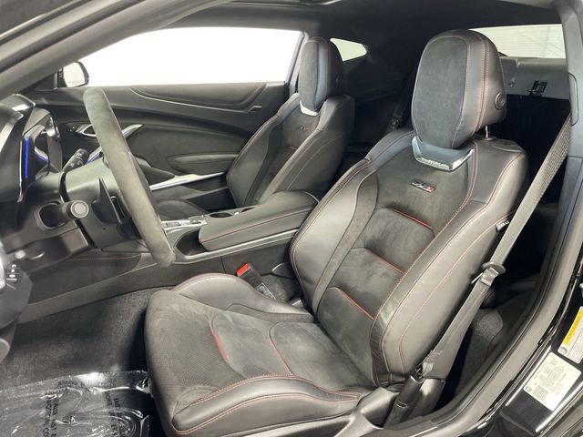 Used 2023 Chevrolet Camaro ZL1 image 3